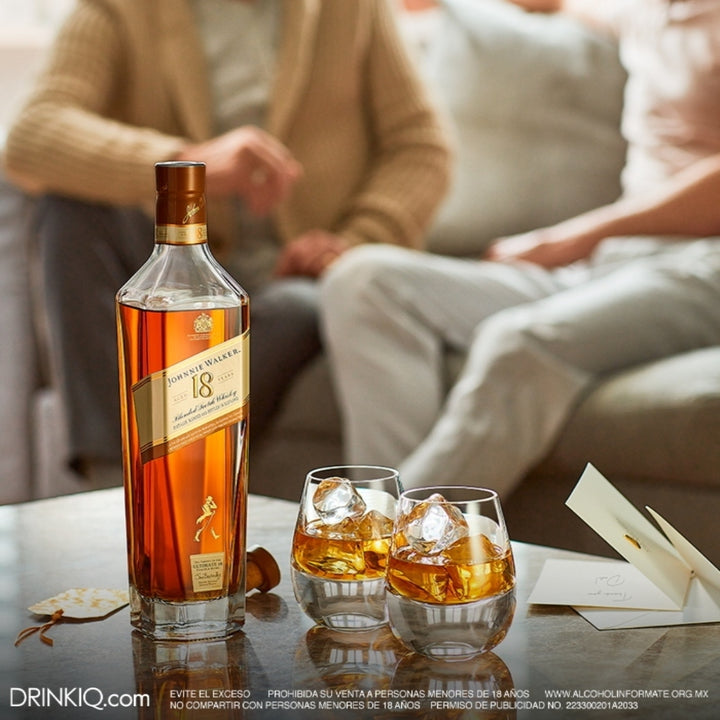 Whisky Johnnie Walker 18 Blended Scotch  750 ml
