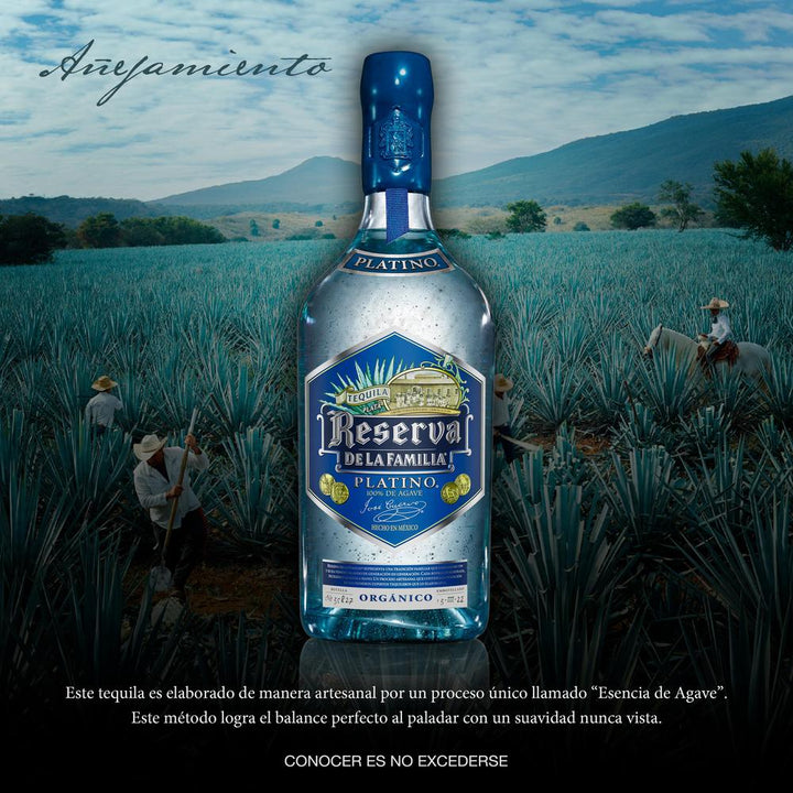 Tequila Reserva de la Familia Plata 750 mL